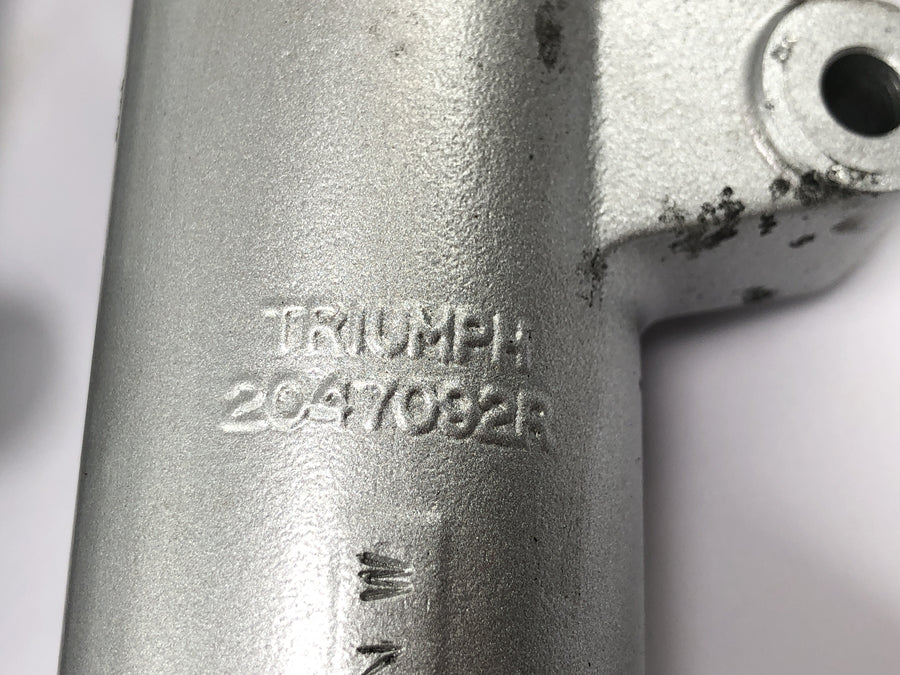 Triumph Speedmaster 900 [2003] - Garfo telescópico escoras tubos de imersão garfo dianteiro com eixo
