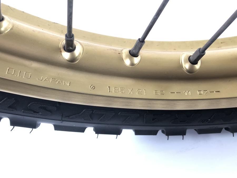 HONDA NX 650 RD08 [1995] - Jora da roda dianteira Roda de raio de 21 polegadas Hastes dianteiras DOT