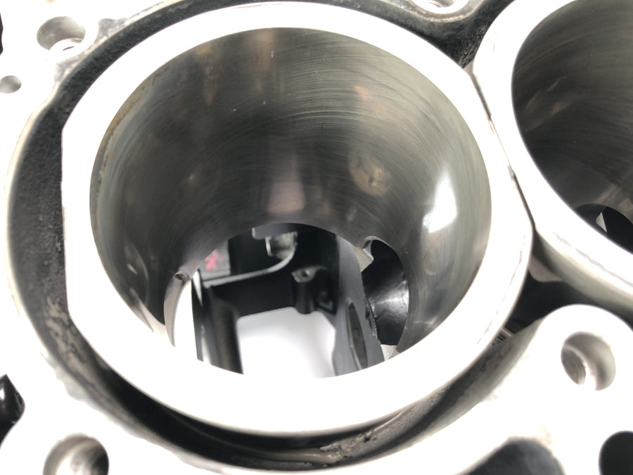 Triumph Street Triple R 675 D67LD [2010] - Habitação de motor com soquetes e pistões de corrida