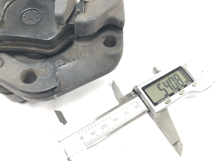 BMW F 650 GS R13 [2000] - Pinça de freio Brembo frontal