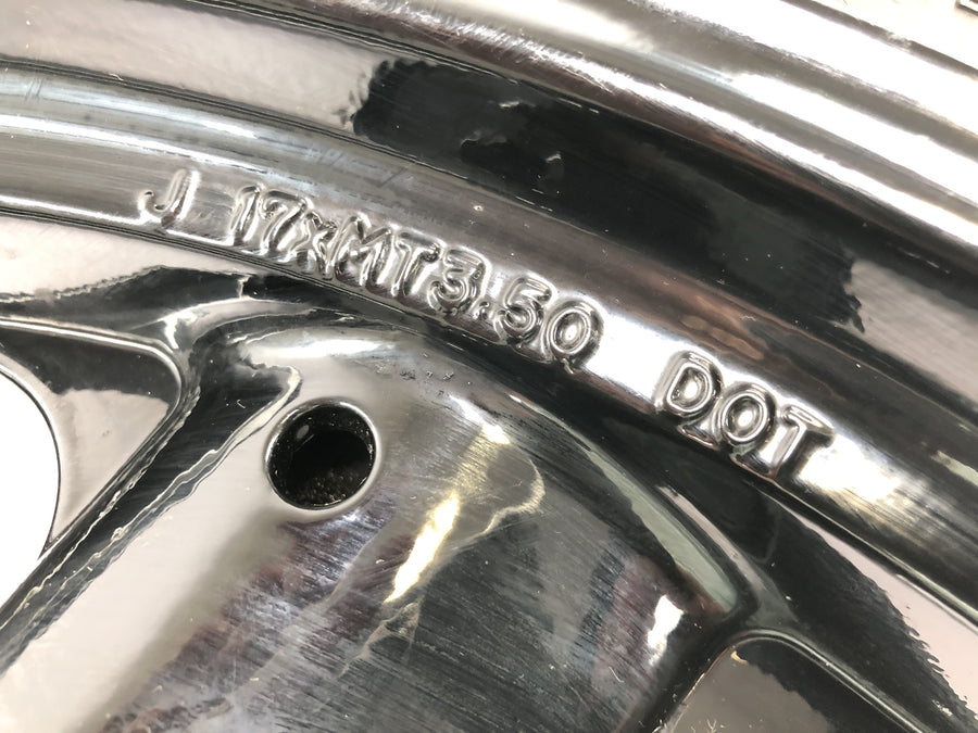Yamaha YZF 750 R 4HN [1995] - Jante dianteira 17xMT3.50 com pneu 120/70 ZR17