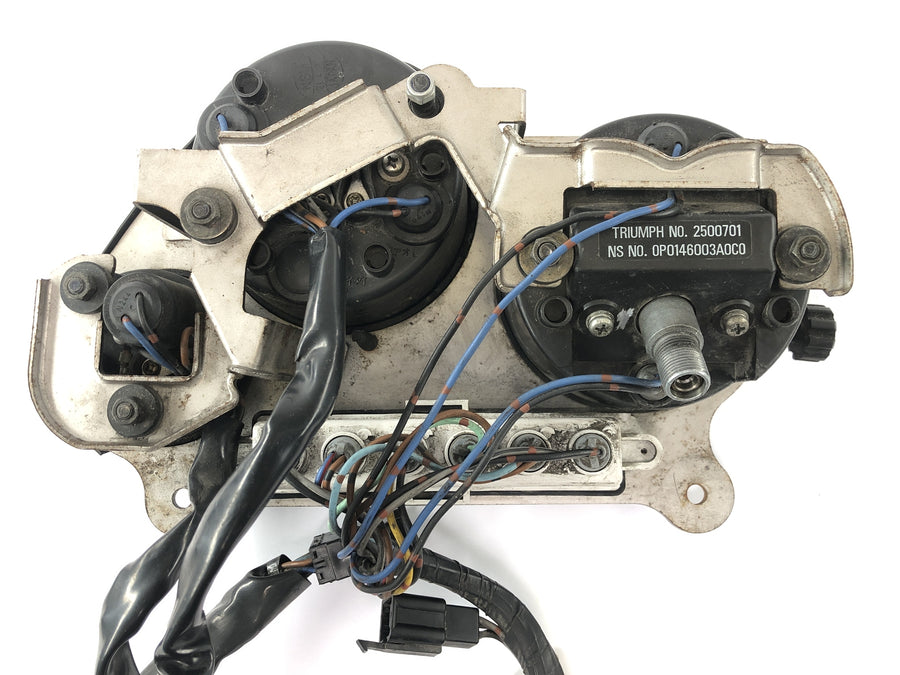 Triumph Daytona 900 T300 [1996] - Acessórios Velocímetro Tacômetro Instrumentos Painel de instrumentos