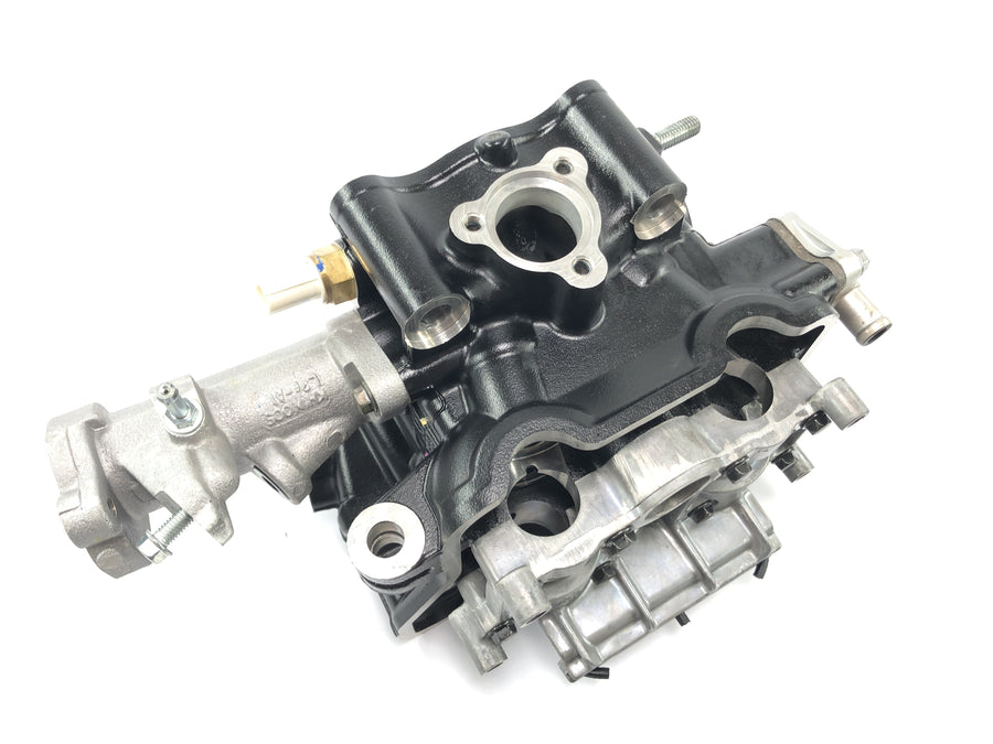 Kawasaki Ninja 125 BX125B [2024] - Cabeça do cilindro com ingestão na ingestão