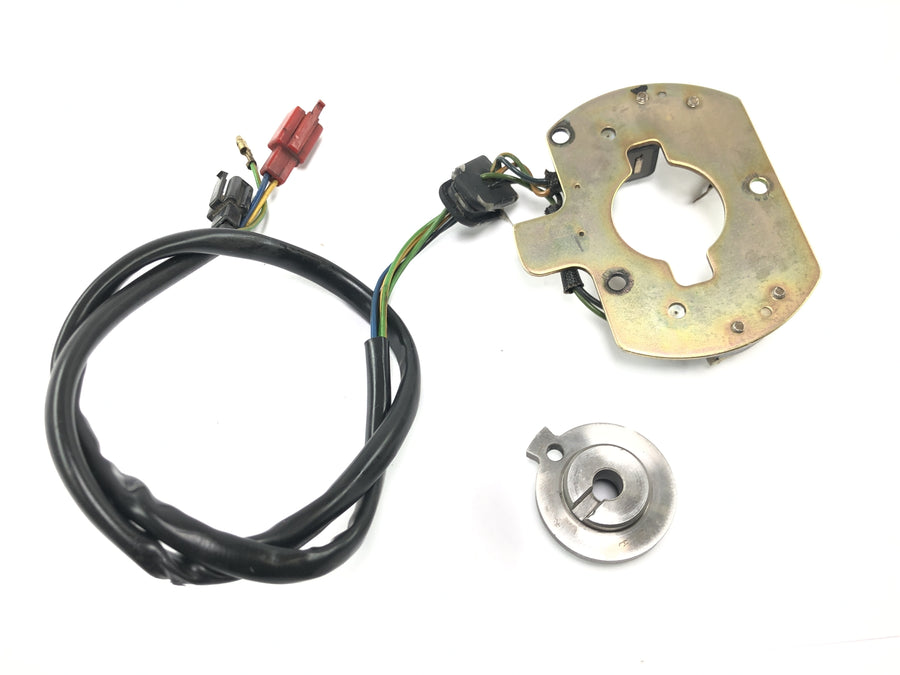 Suzuki GSX R 1100 GU74C [1987] - Placa sensora de captação gerador de pulsos sensor de ignição ignição