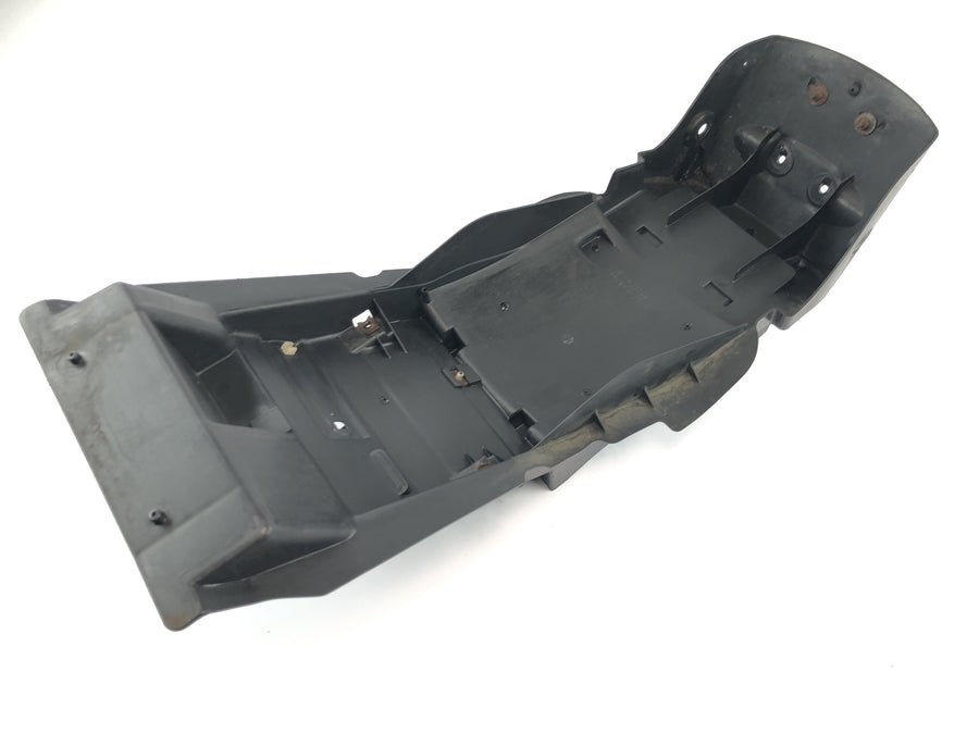 Yamaha XJR 1200 4PU [1996] - Proteção interna contra respingos do para-lama traseiro