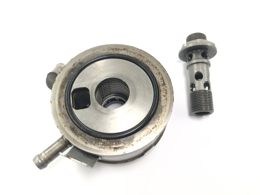 Honda CBR 900 RR Fireblade SC33 [2000] - Adaptador para radiador de óleo porta-filtro de óleo
