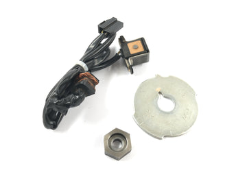Kawasaki ZRX 1200 S ZRT20A [2001] - Porca da roda de pulso do sensor de captação do gerador de pulso de ignição - 0