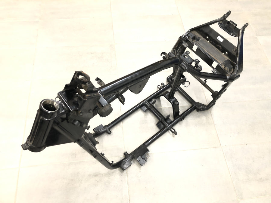 Yamaha XV 1600 Wild Star VP08 [2002] - Moldura com papéis