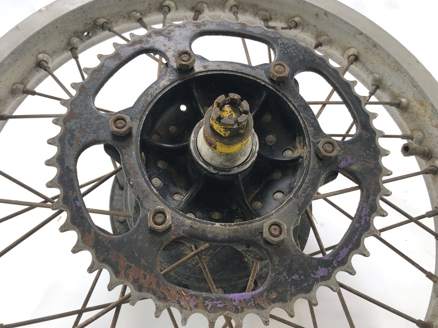 Yamaha XT 500 1U6 [1981] - borda traseira com tambor de freio