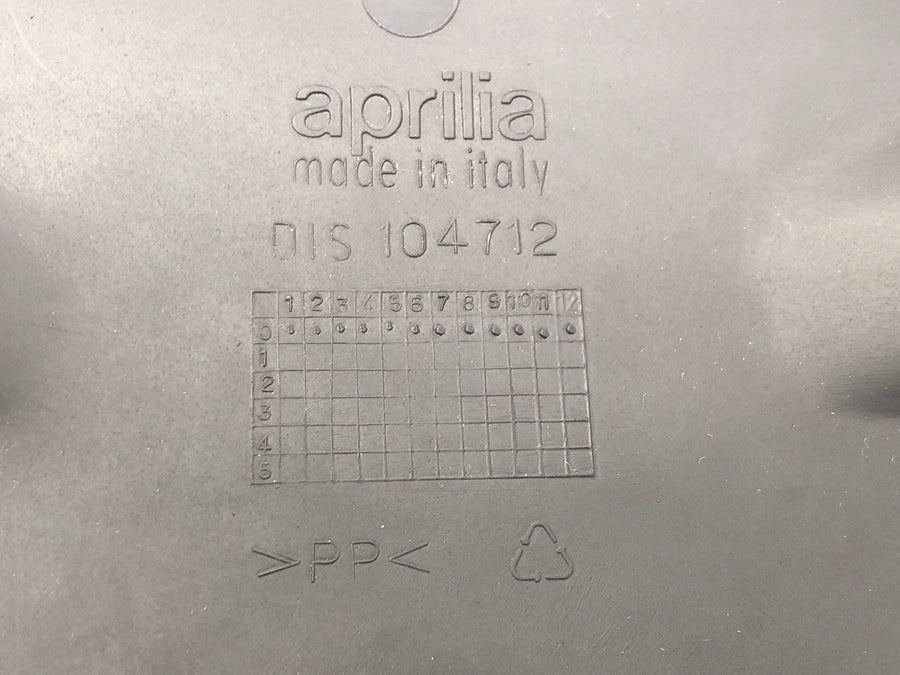 Aprilia RSV 1000 RP Mille [2001] - Carenagem do cockpit, carenagem do velocímetro