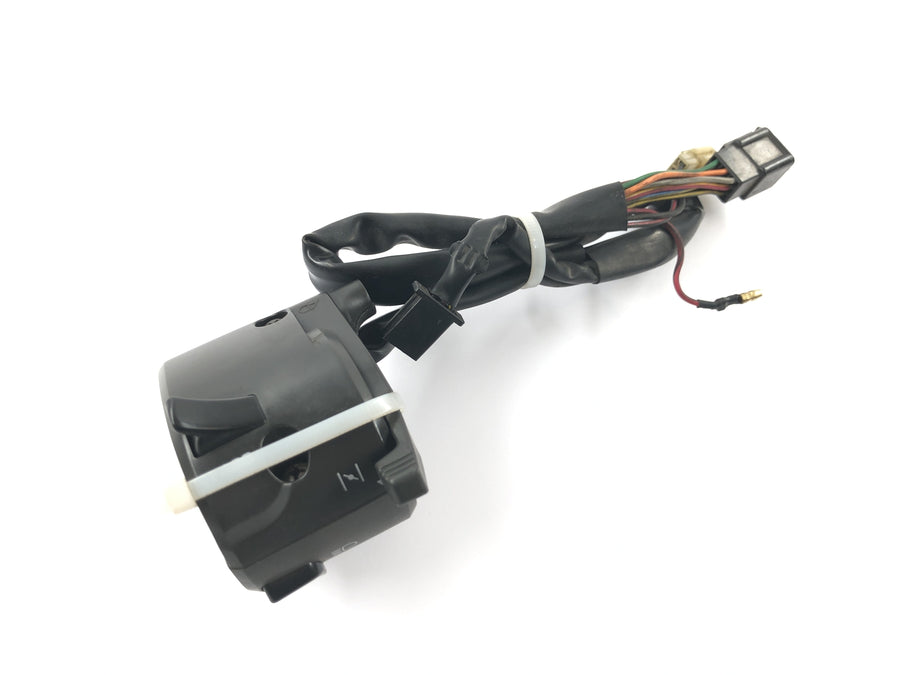 Kawasaki ZRX 1200 S ZRT20A [2001] - Encaixe do interruptor esquerdo do guiador