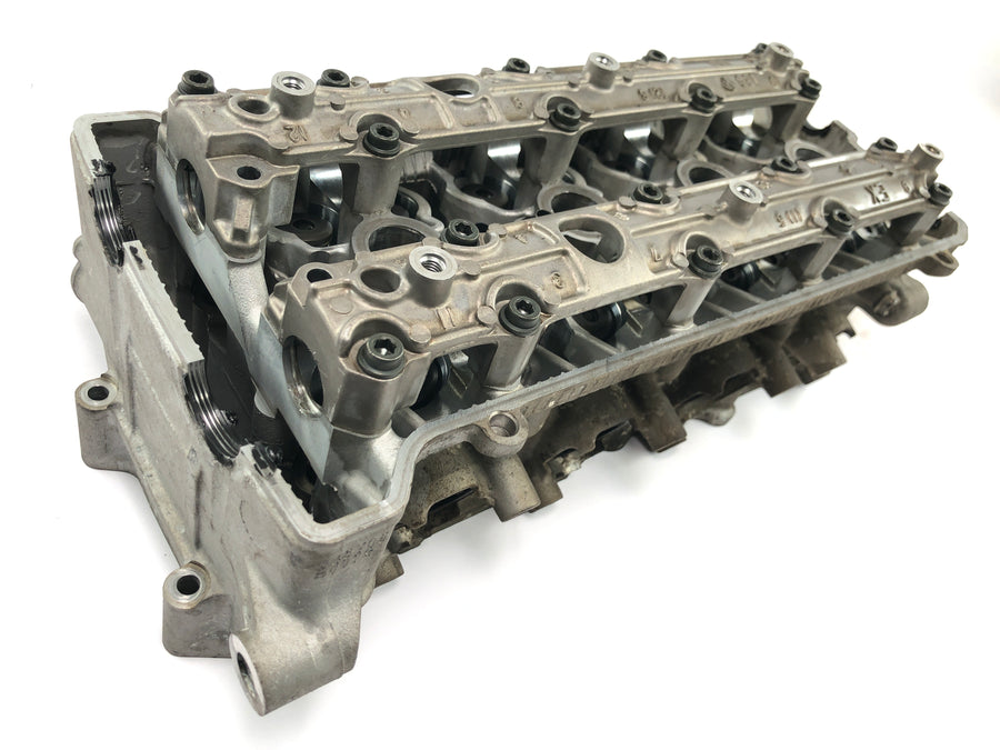 Suzuki GSX R 1000 WVBZ K3 [2003] - cabeçote do motor cabeçote da válvula