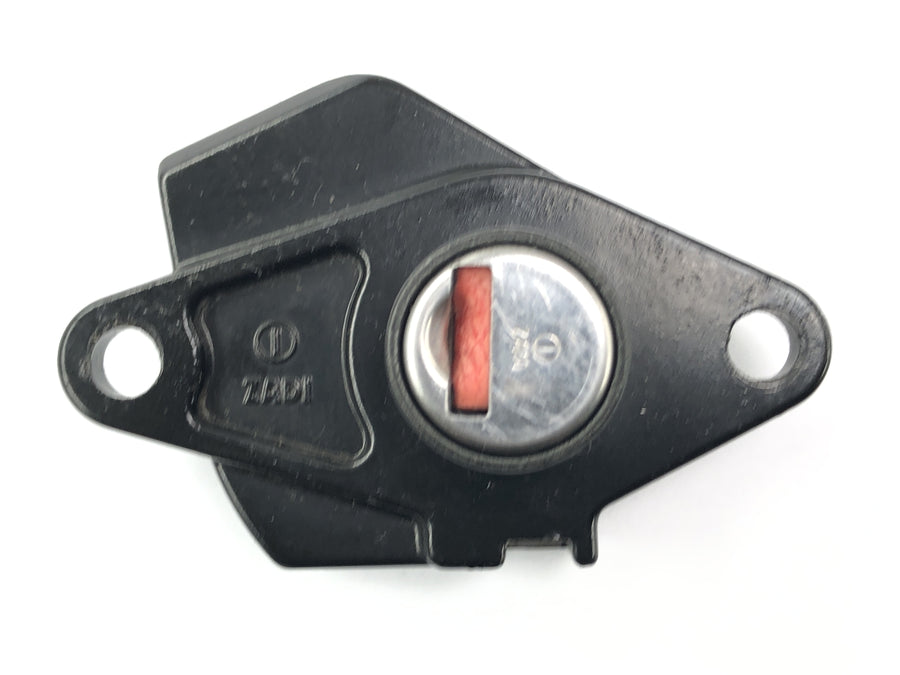 KTM 690 SM Prestige [2007] - Ponte do garfo no topo com a tampa da trava de ignição da ignição por ignição
