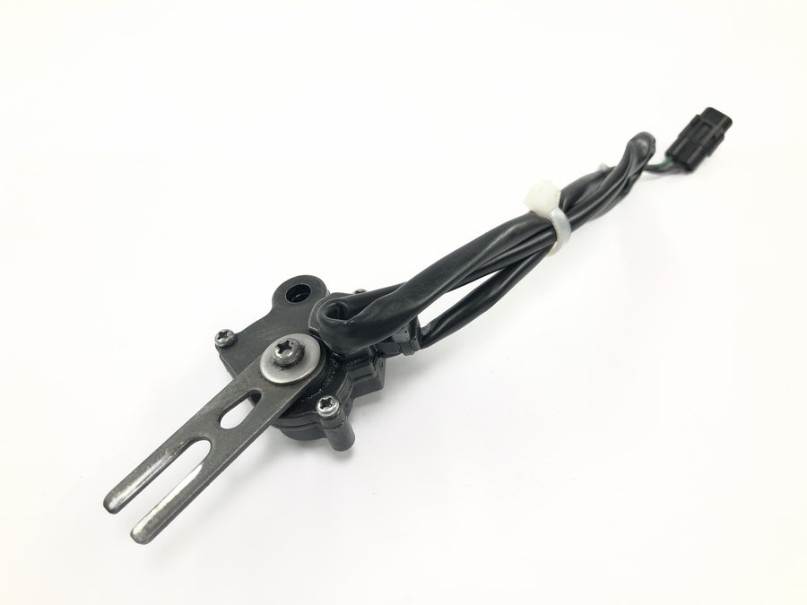 Kawasaki Versys KLE 650 A [2006] - Suporte do interruptor do interruptor de desligamento lateral