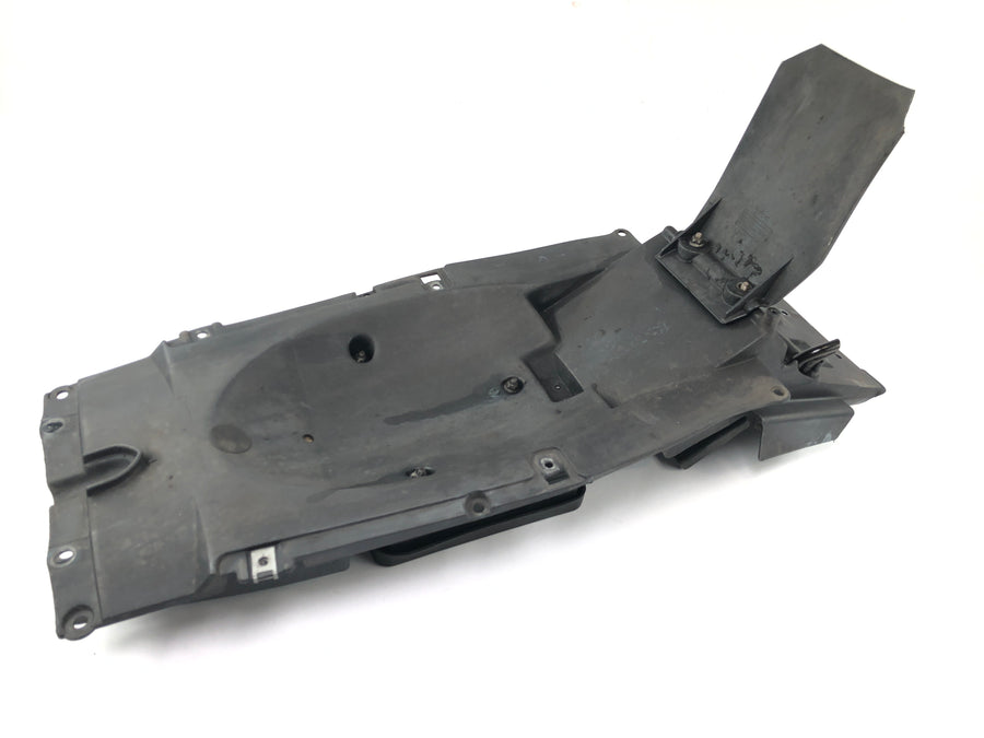 Aprilia SL 1000 Falco PA [2000] - Proteção de respingo da tampa traseira
