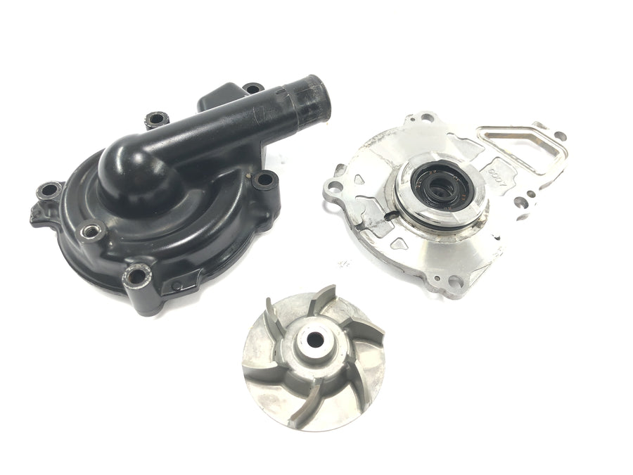Kawasaki Versys KLE 650 A [2006] - Rotor do corpo da bomba da bomba de refrigeração da bomba de água