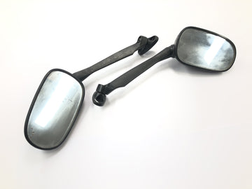 Honda CBR 125 R JC50 [2012] - Espelho retrovisor externo ajustado esquerdo e direito