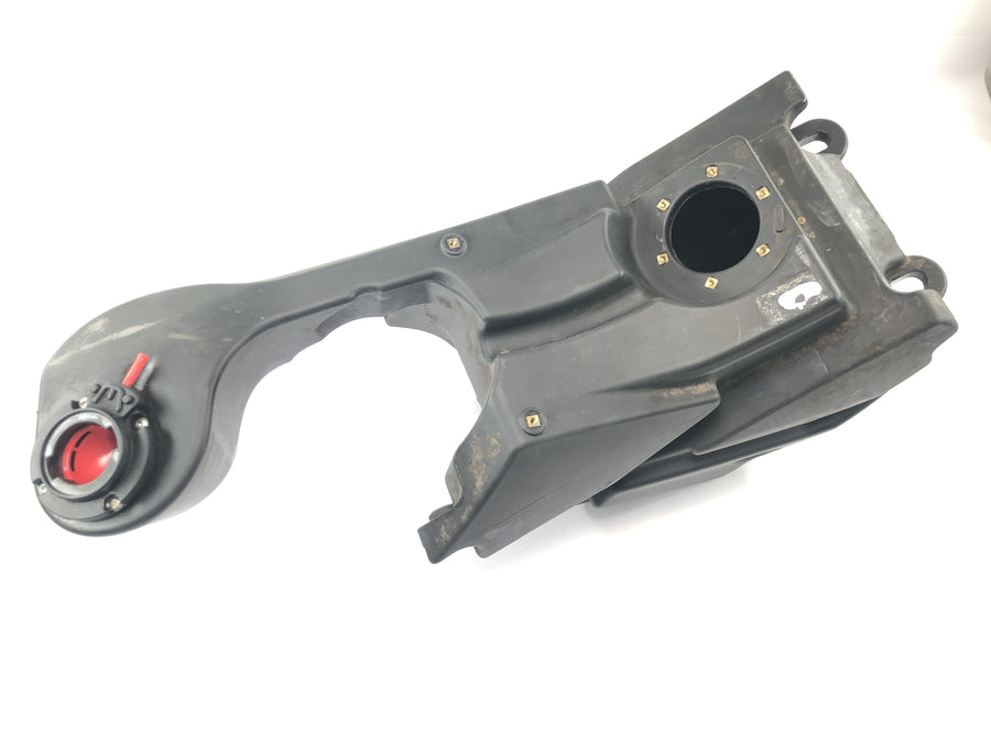 Husqvarna TR 650 Strada A8 [2012] - Tanque de combustível Tanque de gasolina Tanque de plástico Vista detalhada