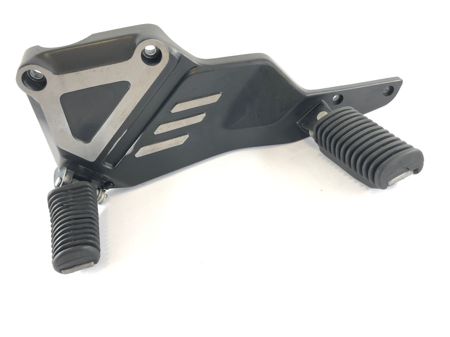 BMW K 1100 LT [1991] - Placa de apoio para os pés à esquerda com apoios para os pés do pedal do freio