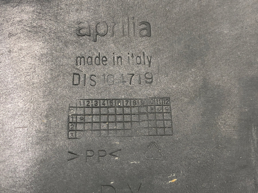 Aprilia RSV 1000 RP Mille [2001] - Carenagem frontal direita