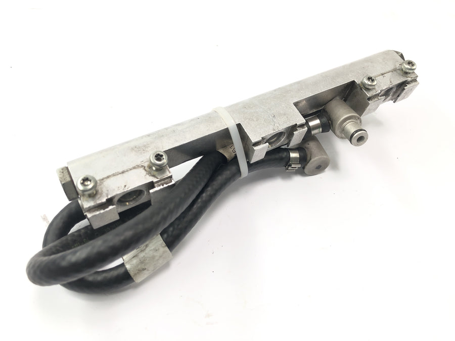 Triumph Speed ​​​​Triple T509 [1998] - Fornecimento de combustível para trilho injetor