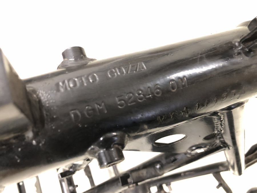 Moto Guzzi California III VY Integrale [1990] - Moldura com papéis