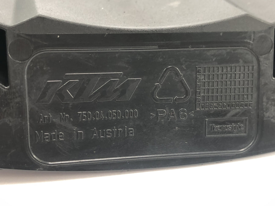 KTM Duke 690 A3 [2012] - Carenagem da tampa da roda traseira