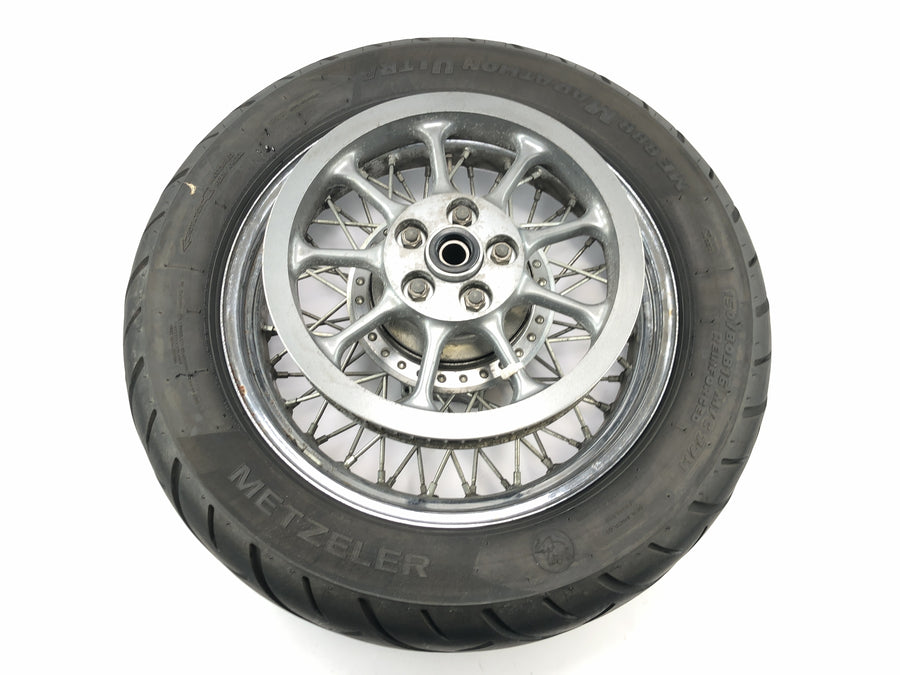 Yamaha XV 1600 Wild Star VP08 [2002] - Roda traseira com raios de aro 3,50 x 16" com roda de correia