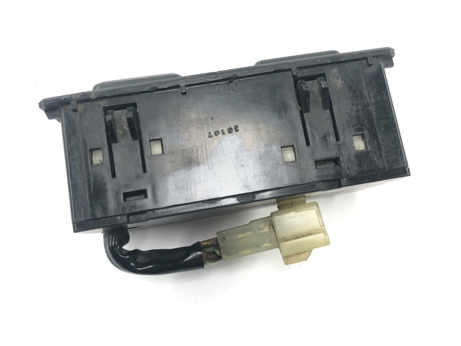 Honda GL 1500 Goldwing SC22 [1993] - Painel de controle de pressão de ar da suspensão a ar