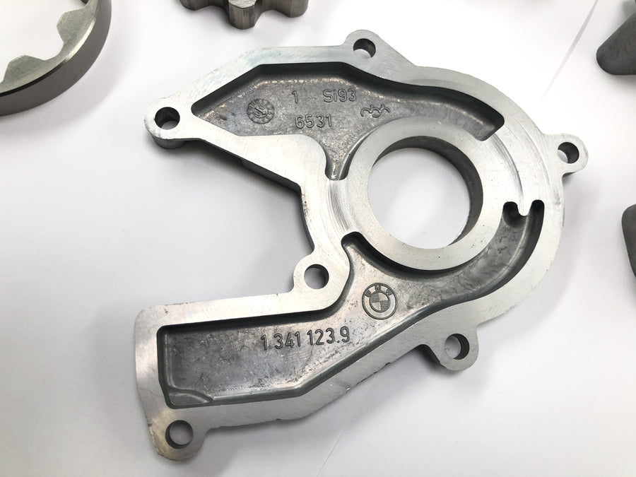 BMW R 1100 S R2S [2000] - Inserto da bomba de óleo corrente da roda dentada da bomba