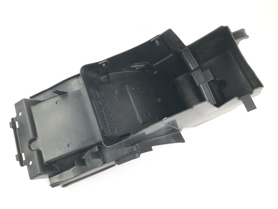 Kawasaki ZRX 1200 S ZRT20A [2001] - Painel interno do pára-lama traseiro da caixa de bateria