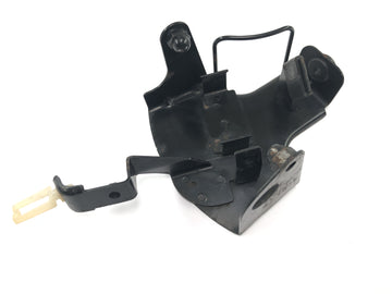 Yamaha XVS 650 4VR [1997] - Fuel pump bracket unit holder