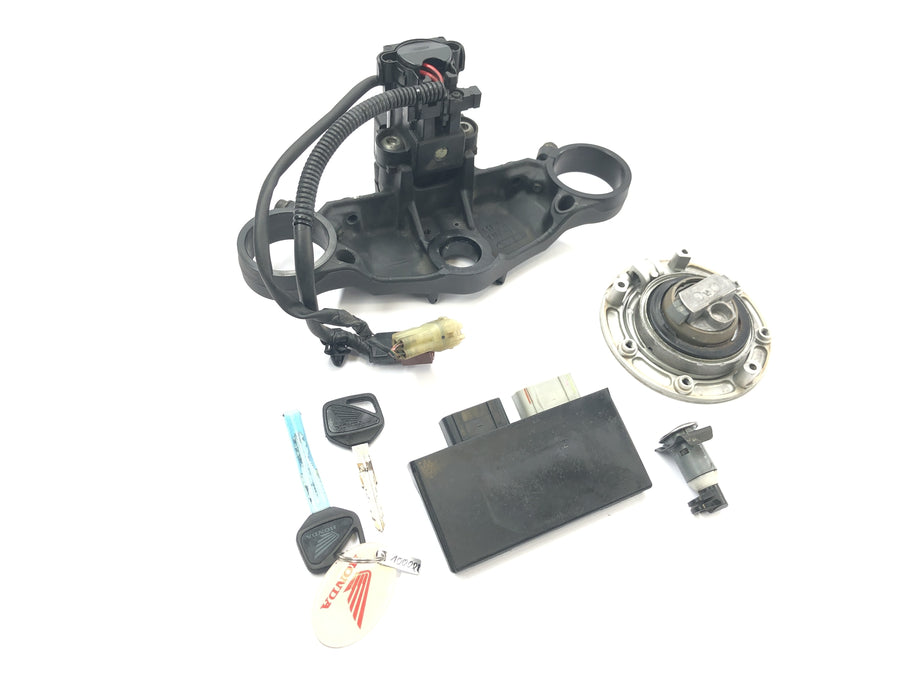 Honda CBR 1000 RR SC57 [2006] - Conjunto de fechadura fechadura de ignição tampa do tanque chave de direção CDI