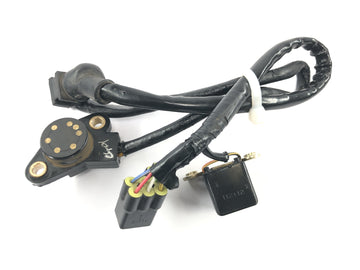 KTM RC 125 [2016] - Interruptor neutro do sensor de marcha com gerador de pulsos de captação