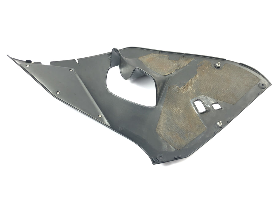 Aprilia Mille RSV 1000 ME [1999] - Duto de ar do painel lateral direito da carenagem