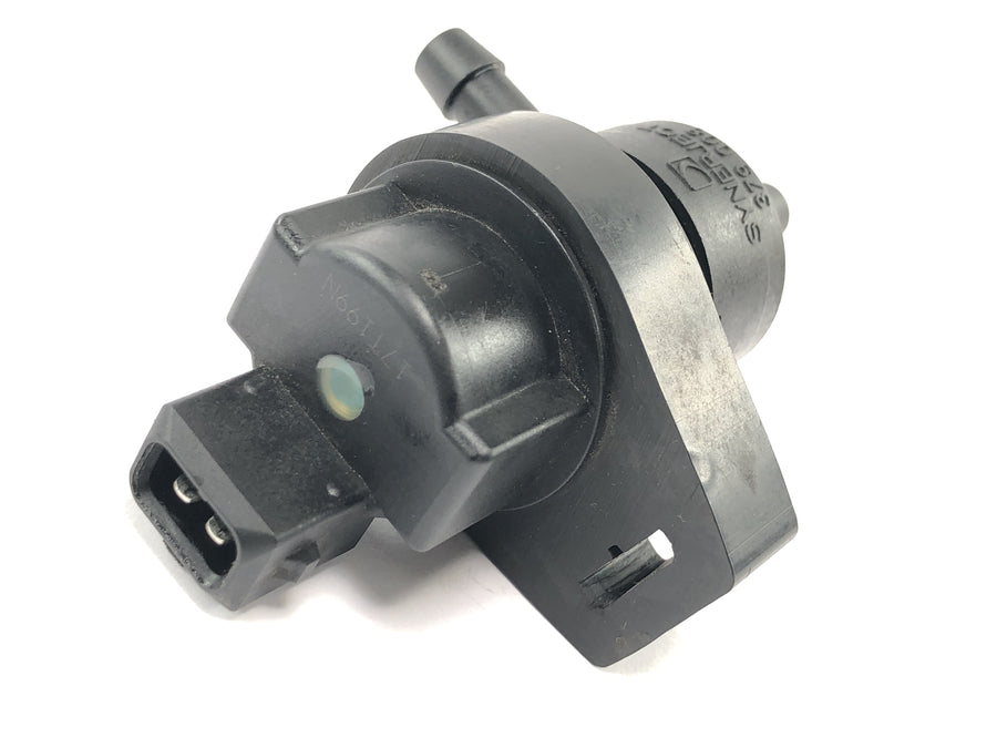 SWM RS 125 R B2 [2020] - Válvula solenóide de ventilação do tanque filtro de carvão ativado