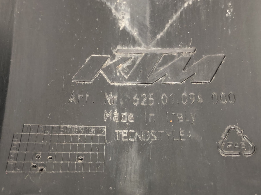 KTM 950 SM LC8 [2008] - Fender no Front Fork Protection