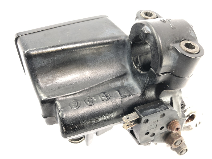 Kawasaki ZR7 ZR750F [1999] - Bomba de freio da alavanca da bomba manual do cilindro do freio dianteiro