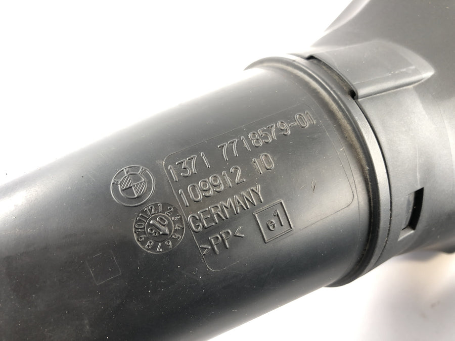 BMW K 1300 S K12S [2010] - Guia de ar do tubo de admissão de insumo de ar de ar, guia de ar à esquerda direita