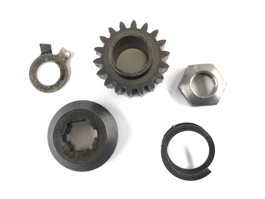 Triumph Bonneville T140V [1976] - Gears Kickstarter