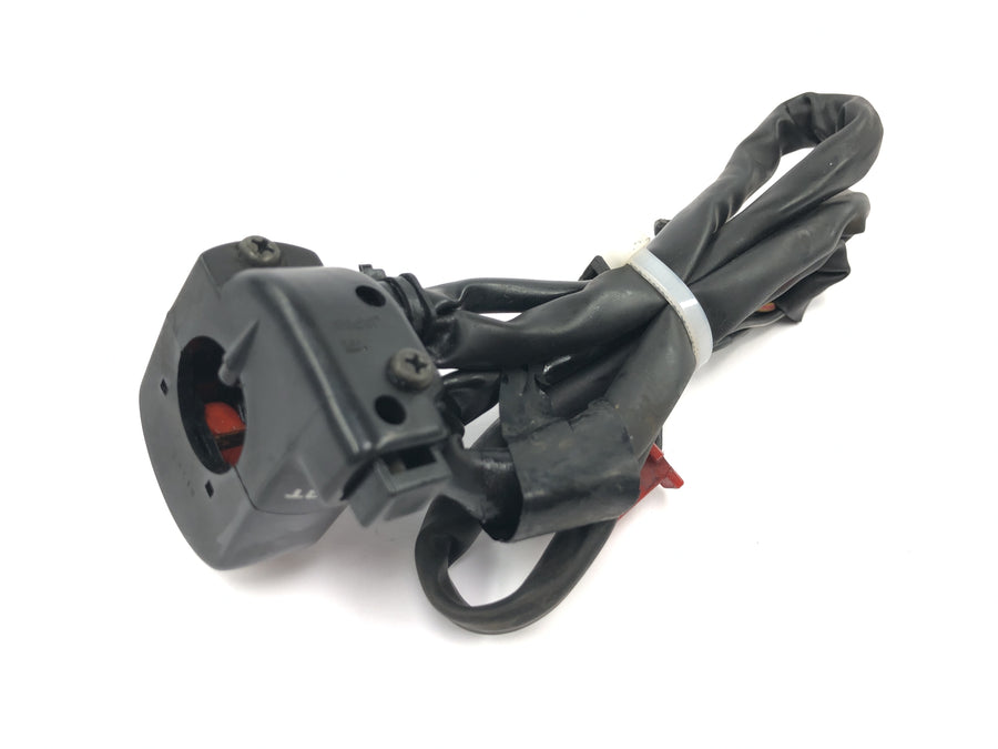 Honda CBR 900 RR SC28 [1995] - Interruptor direito do guidão parada de emergência do motor
