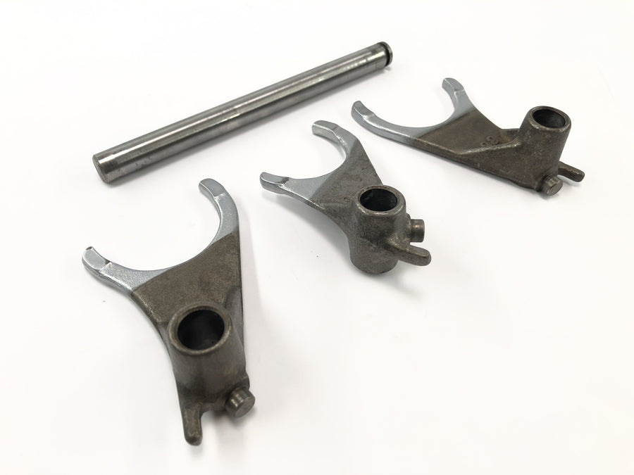 Kawasaki GPZ 1100 ZXT10E [1997] - Switch Forks Gear Cabbles Set With Orientação Eixo Guia