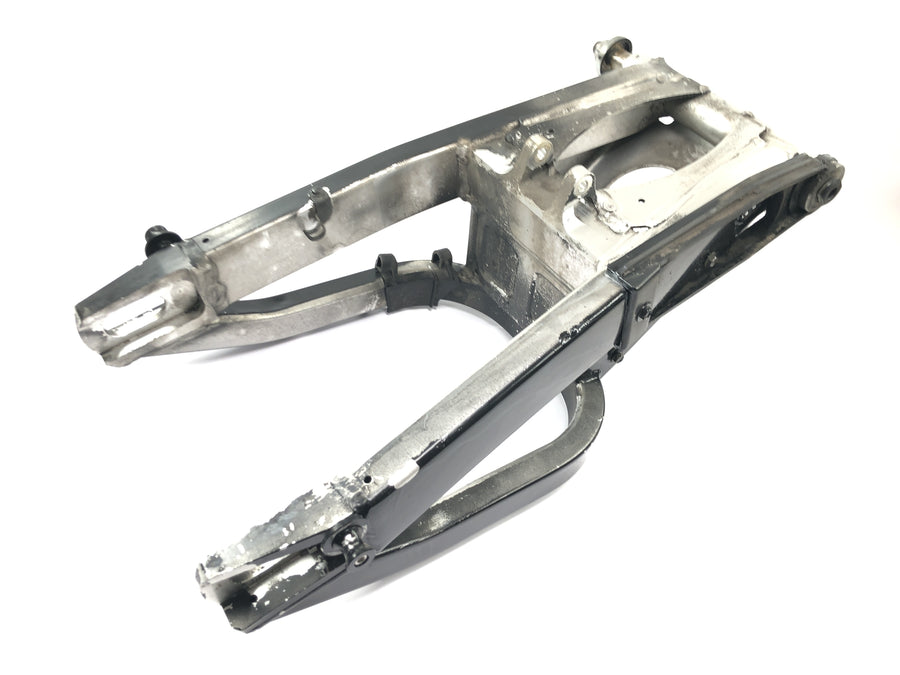 Yamaha YZF R1 RN04 [2001] - Braço oscilante traseiro em alumínio