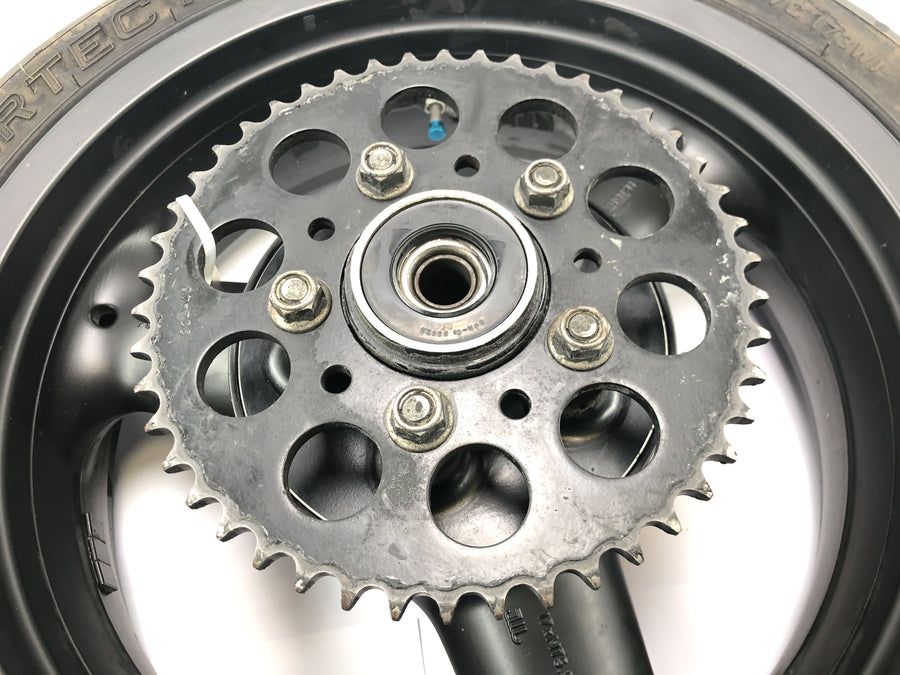 Triumph Daytona 900 T300D [1996] - Jante traseira 5,50 x17"