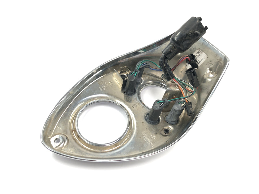 Triumph Speedmaster 900 [2003] - Porta-instrumentos da tampa do tanque