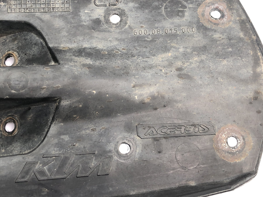 KTM 950 Adventure LC8 [2004] - suporte de placa, montagem de luz traseira, proteção contra respingos