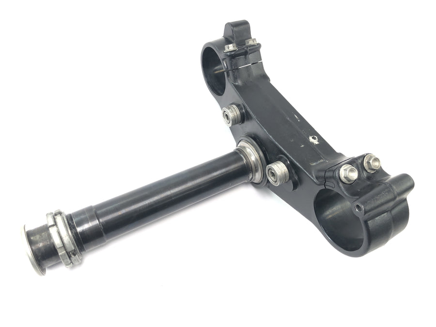 Aprilia RSV 1000 RP Mille [2001] - ponte inferior do garfo