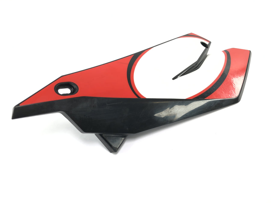 SWM RS 125 R B2 [2020] - Carenagem lateral tampa lateral parte esquerda