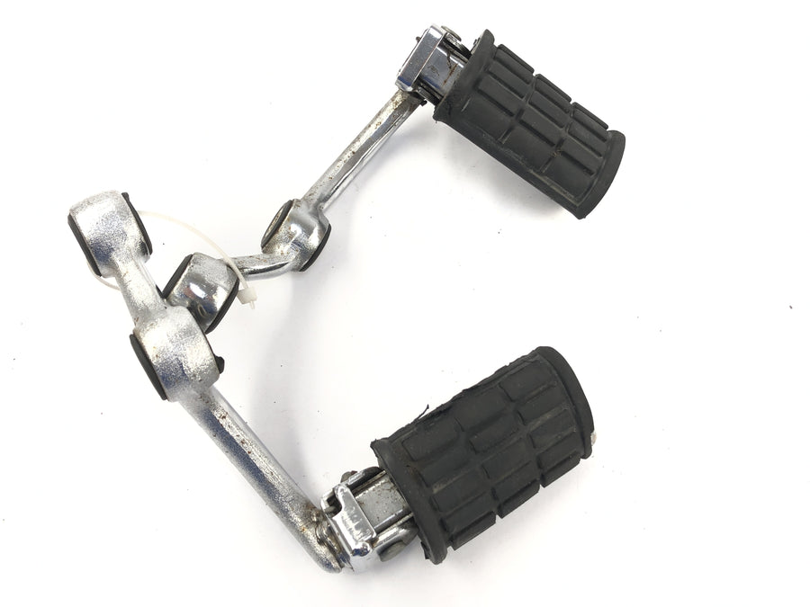 Yamaha XV 750 5G5 [1982] - Afiliação de pés do apoio para os pés para os pés do pé esquerdo e direito do casal