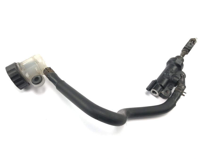 Yamaha MT07 RM04 [2014] - Cilindro de freio da bomba de freio traseiro com tanque de expansão